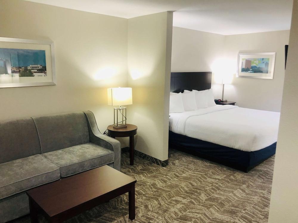 Best Western Plus Lafayette Vermilion River Inn & Suites Экстерьер фото